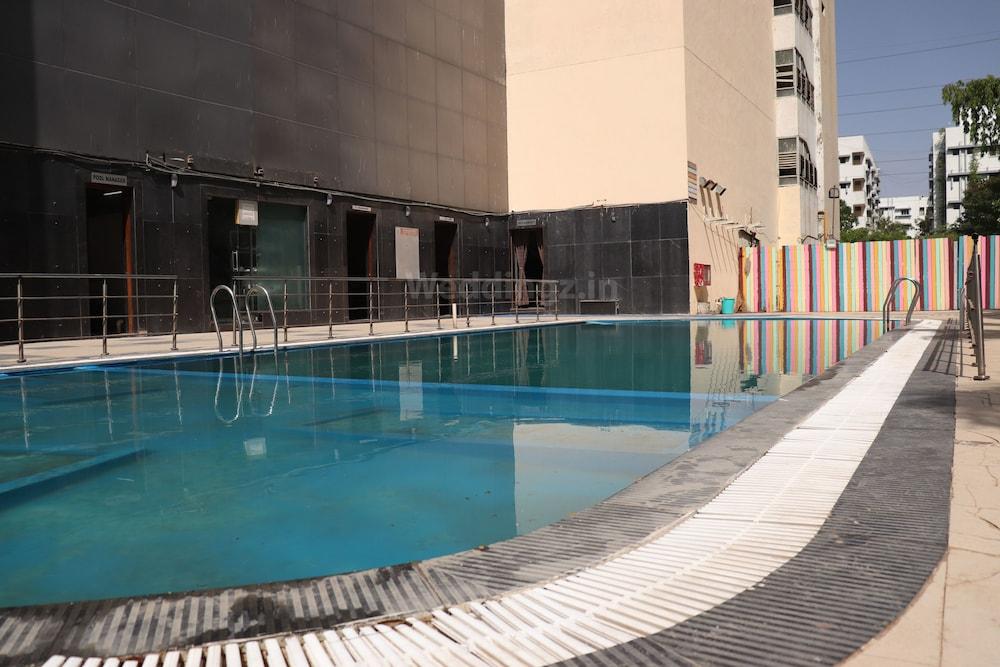 The Cambay Grand Ahmedabad Exterior foto